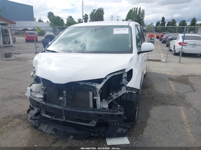Toyota SIENNA LE 2020 5TDKZ3DC5LS047966 Image 6