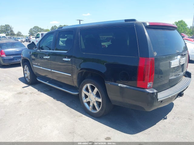 2007 Cadillac Escalade Esv Standard მანქანა იყიდება აუქციონზე, vin: 1GYFK66827R316620, აუქციონის ნომერი: 44847387
