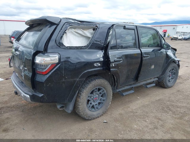 2022 Toyota 4runner Trd Off Road Premium მანქანა იყიდება აუქციონზე, vin: JTERU5JR6N5972648, აუქციონის ნომერი: 44847405