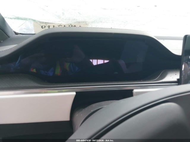 44847419 :رقم المزاد ، 7SAXCBE61PF404194 vin ، 2023 Tesla Model X Plaid Tri Motor All-wheel Drive مزاد بيع