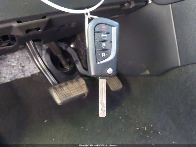 2023 Toyota Corolla Le მანქანა იყიდება აუქციონზე, vin: 5YFB4MDE3PP055665, აუქციონის ნომერი: 44847460