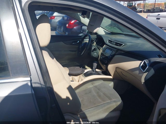 JN8AT2MT0GW009708 Nissan ROGUE SV