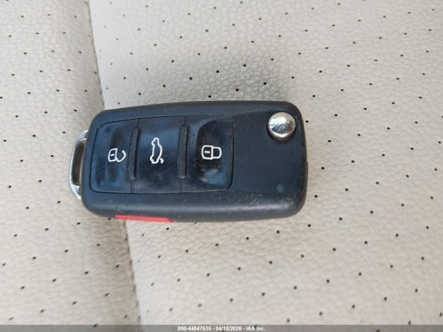 44847535 :رقم المزاد ، WVGAV7AX3HK010169 vin ، 2017 Volkswagen Tiguan 2.0t/2.0t S مزاد بيع