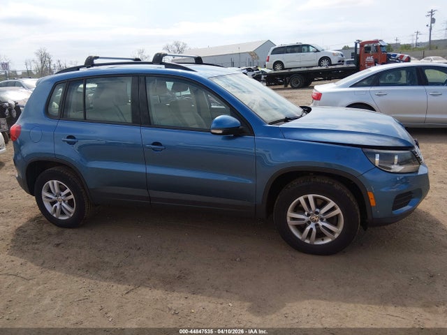 44847535 :رقم المزاد ، WVGAV7AX3HK010169 vin ، 2017 Volkswagen Tiguan 2.0t/2.0t S مزاد بيع
