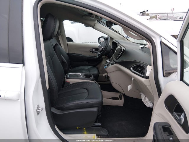 2024 CHRYSLER PACIFICA HYBRID 2C4RC1S78RR158149 Photo 4