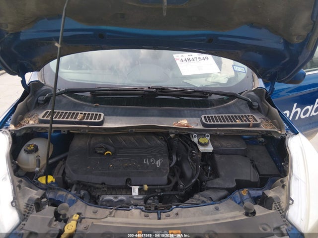 1FMCU0GDXJUD38974 Ford ESCAPE SE