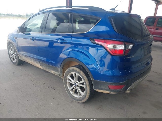 1FMCU0GDXJUD38974 Ford ESCAPE SE