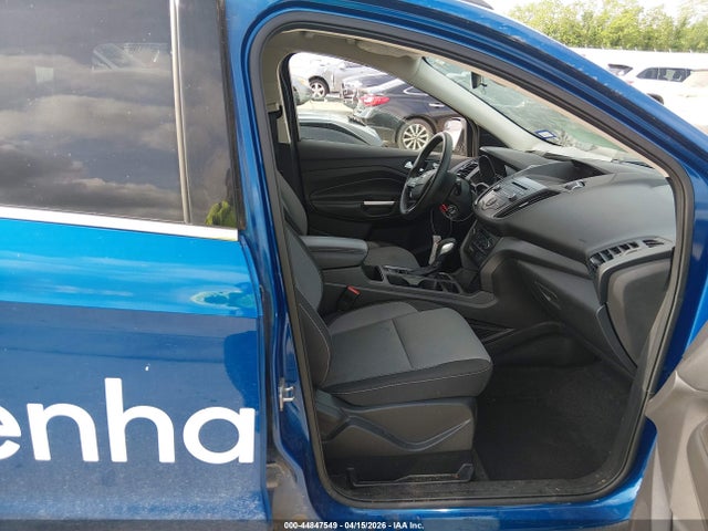 1FMCU0GDXJUD38974 Ford ESCAPE SE