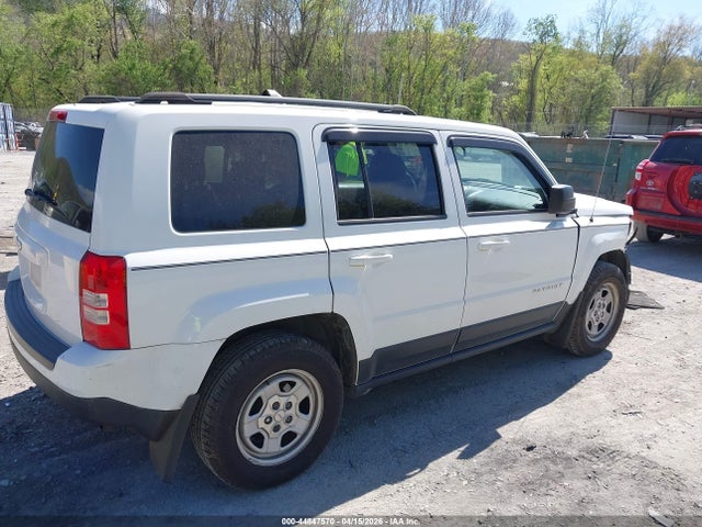 44847570 :رقم المزاد ، 1C4NJRBB6ED771701 vin ، 2014 Jeep Patriot Sport مزاد بيع
