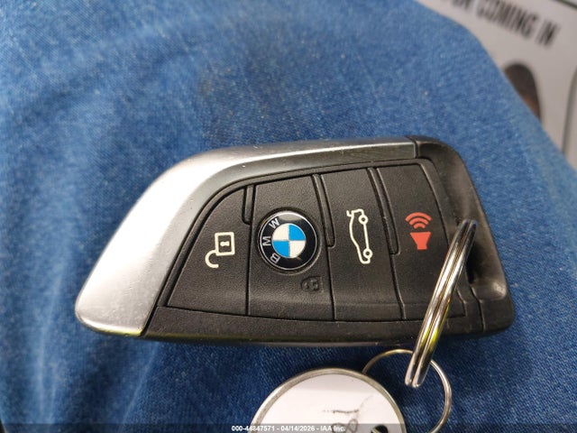 2018 Bmw X1 Xdrive28i მანქანა იყიდება აუქციონზე, vin: WBXHT3C39J5K22657, აუქციონის ნომერი: 44847571