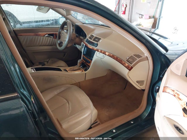 44847576 :رقم المزاد ، WDBUF90X57X211972 vin ، 2007 Mercedes-benz E 550 4matic مزاد بيع