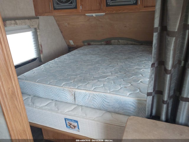 Продажа на аукционе авто 2006 Fleetwood Dakota, vin: 4CN2B292265344129, номер лота: 44847610