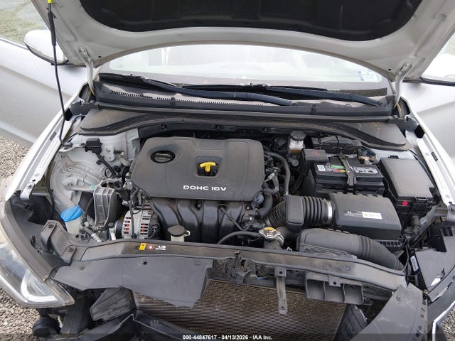 2017 Hyundai Elantra Limited მანქანა იყიდება აუქციონზე, vin: 5NPD84LF0HH038893, აუქციონის ნომერი: 44847617