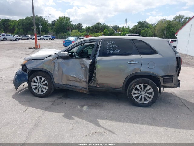 Продаж на аукціоні авто 2011 Kia Sorento Ex, vin: 5XYKU3A18BG114329, номер лоту: 44847645