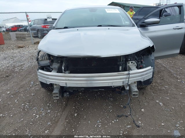 Продажа на аукционе авто 2016 Chrysler 200 S, vin: 1C3CCCBB1GN125045, номер лота: 44847736
