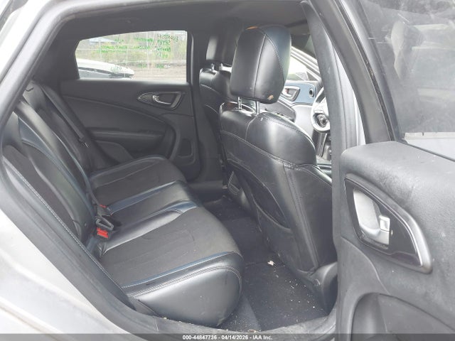 Продажа на аукционе авто 2016 Chrysler 200 S, vin: 1C3CCCBB1GN125045, номер лота: 44847736