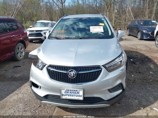 2021 Buick Encore Fwd Preferred მანქანა იყიდება აუქციონზე, vin: KL4CJASBXMB307825, აუქციონის ნომერი: 44847740