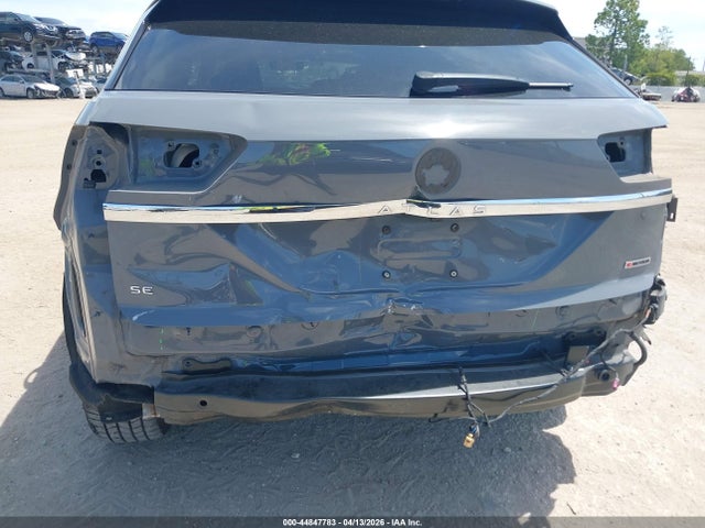Продаж на аукціоні авто 2022 Volkswagen Atlas Cross Sport 2.0t Se W/technology, vin: 1V2KC2CA1NC216430, номер лоту: 44847783