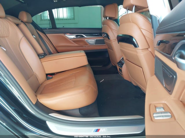Продажа на аукционе авто 2017 Bmw Alpina B7 Xdrive, vin: WBA7F2C51HG421290, номер лота: 44847796