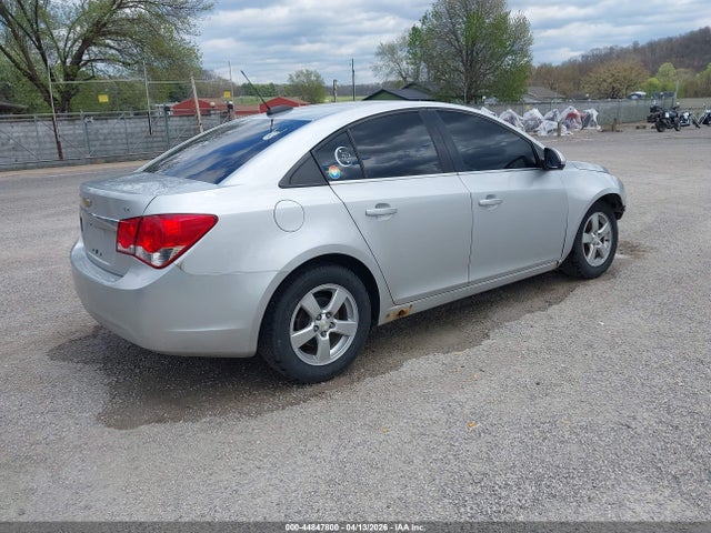 Продажа на аукционе авто 2015 Chevrolet Cruze 1lt Auto, vin: 1G1PC5SB0F7237615, номер лота: 44847800