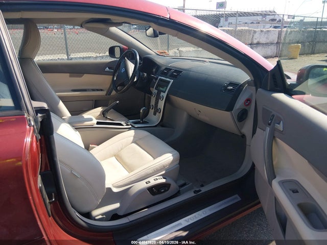 2012 VOLVO C70 YV1672MC6CJ125910 Photo 4
