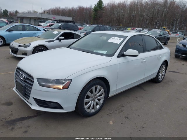 44847831 :رقم المزاد ، WAUBFAFL7DN008388 vin ، 2013 Audi A4 2.0t Premium مزاد بيع
