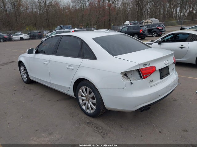 44847831 :رقم المزاد ، WAUBFAFL7DN008388 vin ، 2013 Audi A4 2.0t Premium مزاد بيع