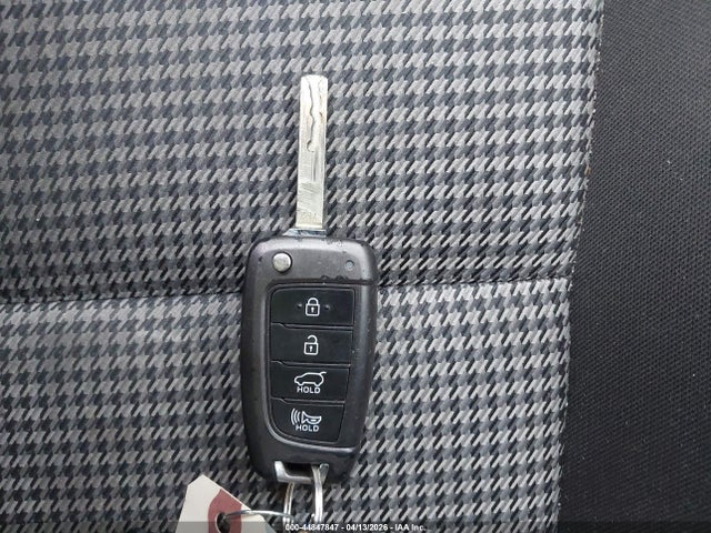 KM8K1CAA3KU196263 Hyundai Kona Se