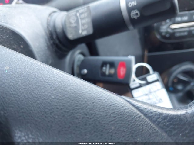 44847873 :رقم المزاد ، JM1DE1HZ8B0120207 vin ، 2011 Mazda Mazda2 Sport مزاد بيع