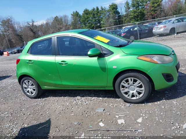 44847873 :رقم المزاد ، JM1DE1HZ8B0120207 vin ، 2011 Mazda Mazda2 Sport مزاد بيع