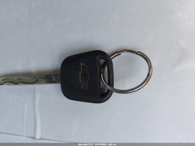 44847878 :رقم المزاد ، 1GCVKREC3FZ227789 vin ، 2015 Chevrolet Silverado 1500 2lt مزاد بيع
