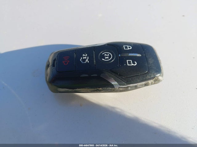 2014 Ford Fusion Titanium მანქანა იყიდება აუქციონზე, vin: 3FA6P0K91ER224263, აუქციონის ნომერი: 44847905