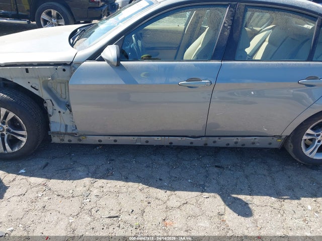 2008 Bmw 328i მანქანა იყიდება აუქციონზე, vin: WBAVA37568NL58236, აუქციონის ნომერი: 44847915
