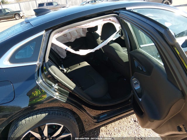 44847926 :رقم المزاد ، 1G1ZG5ST9NF214148 vin ، 2022 Chevrolet Malibu Fwd Rs مزاد بيع