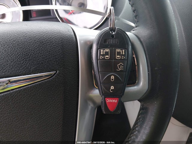 Продажа на аукционе авто 2014 Chrysler Town & Country Touring, vin: 2C4RC1BG9ER160406, номер лота: 44847947