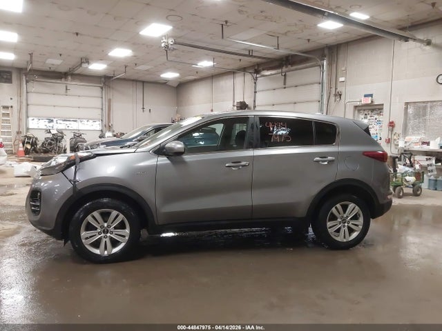 2017 Kia Sportage Lx მანქანა იყიდება აუქციონზე, vin: KNDPMCAC9H7261921, აუქციონის ნომერი: 44847975