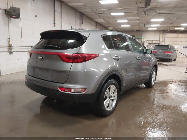 2017 Kia Sportage Lx მანქანა იყიდება აუქციონზე, vin: KNDPMCAC9H7261921, აუქციონის ნომერი: 44847975