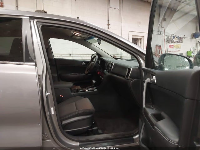 2017 Kia Sportage Lx მანქანა იყიდება აუქციონზე, vin: KNDPMCAC9H7261921, აუქციონის ნომერი: 44847975