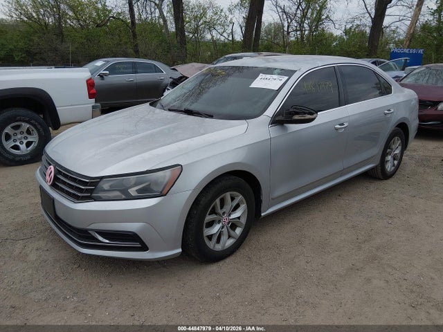 Aukcja sprzedaży 2016 Volkswagen Passat 1.8t S, vin: 1VWAT7A37GC019986, numer aukcji: 44847979