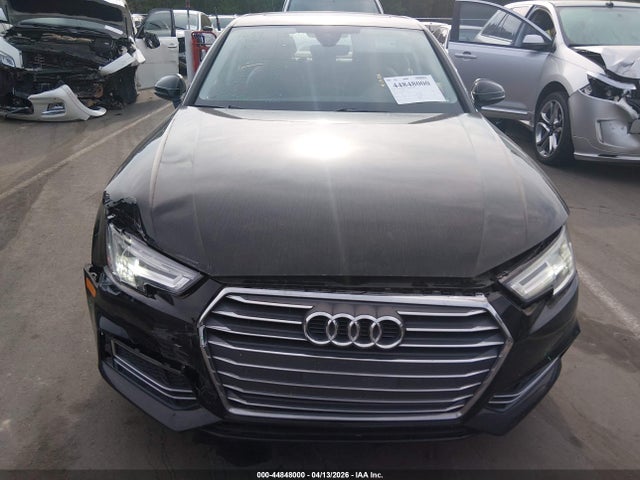 Продаж на аукціоні авто 2017 Audi A4 2.0t Premium, vin: WAULNAF48HN042118, номер лоту: 44848000