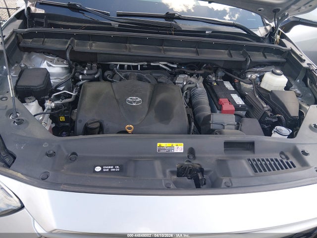 44848002 :رقم المزاد ، 5TDGZRAH3MS533430 vin ، 2021 Toyota Highlander Xle مزاد بيع