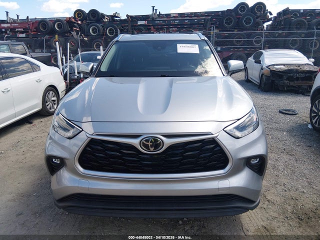 44848002 :رقم المزاد ، 5TDGZRAH3MS533430 vin ، 2021 Toyota Highlander Xle مزاد بيع