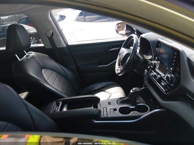 44848002 :رقم المزاد ، 5TDGZRAH3MS533430 vin ، 2021 Toyota Highlander Xle مزاد بيع