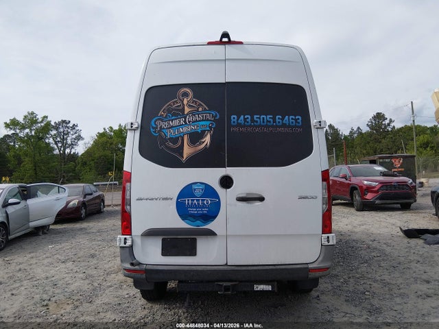 44848034 :رقم المزاد ، W1Y4DBHY9NT082565 vin ، 2022 Mercedes-benz Sprinter 2500 Standard Roof I4 Diesel مزاد بيع