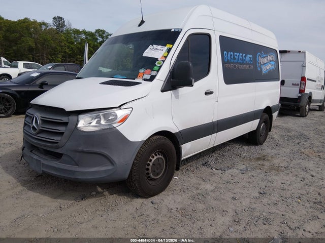 44848034 :رقم المزاد ، W1Y4DBHY9NT082565 vin ، 2022 Mercedes-benz Sprinter 2500 Standard Roof I4 Diesel مزاد بيع