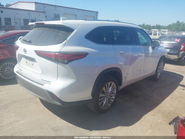2023 Toyota Highlander Platinum მანქანა იყიდება აუქციონზე, vin: 5TDKDRAH4PS032611, აუქციონის ნომერი: 44848053