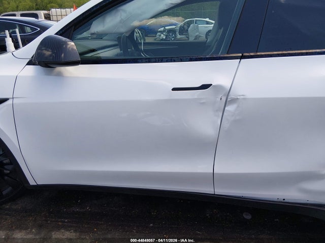 Aukcja sprzedaży 2022 Tesla Model Y Long Range Dual Motor All-wheel Drive, vin: 7SAYGDEE8NA013582, numer aukcji: 44848057