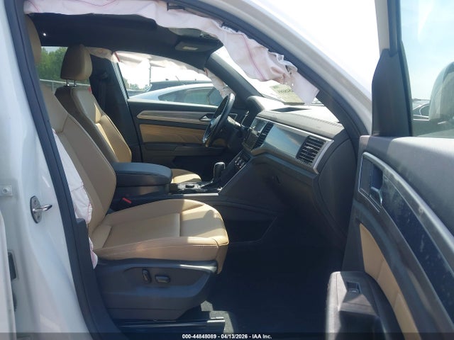 Продажа на аукционе авто 2020 Volkswagen Atlas Cross Sport 3.6l V6 Sel, vin: 1V2ME2CA0LC220131, номер лота: 44848089