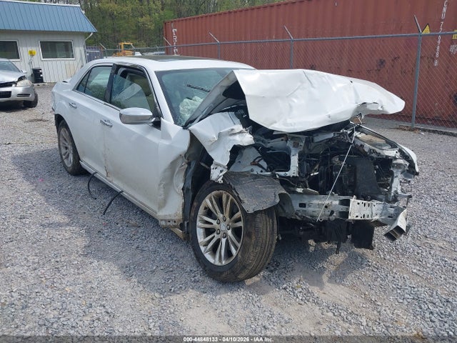 Продаж на аукціоні авто 2016 Chrysler 300c, vin: 2C3CCAEG6GH182118, номер лоту: 44848133