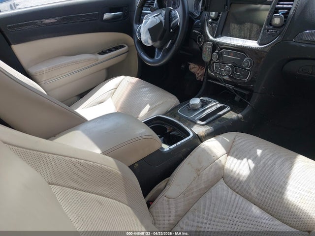 Продаж на аукціоні авто 2016 Chrysler 300c, vin: 2C3CCAEG6GH182118, номер лоту: 44848133
